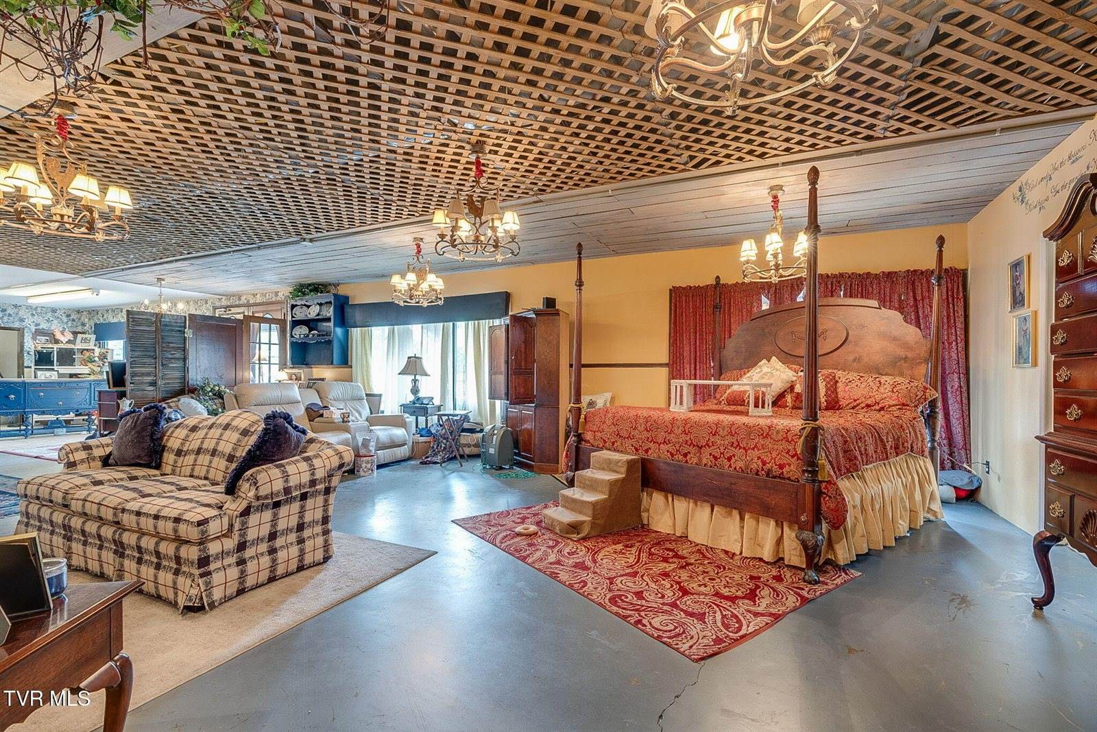 1258 Highway 126, Bristol, TN 37620
