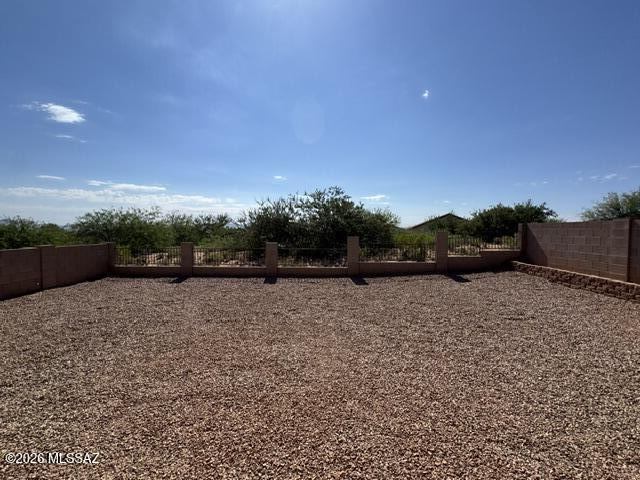 1698 Tenen Pass Drive, Benson, AZ 85602