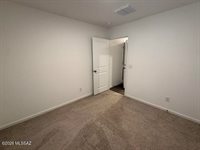 1698 Tenen Pass Drive, Benson, AZ 85602