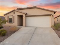 1698 Tenen Pass Drive, Benson, AZ 85602