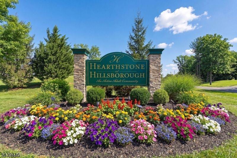 4 Steele Pl, Hillsborough Township, NJ 08844