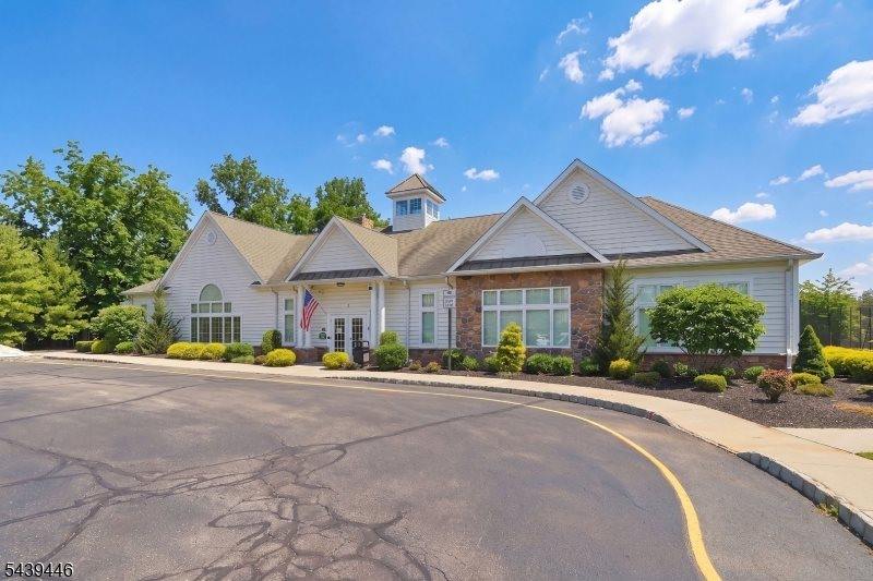 4 Steele Pl, Hillsborough Township, NJ 08844