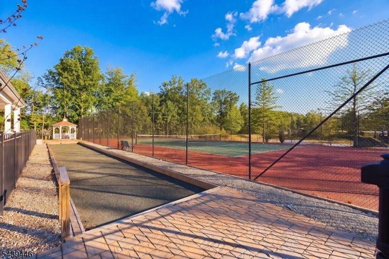 4 Steele Pl, Hillsborough Township, NJ 08844