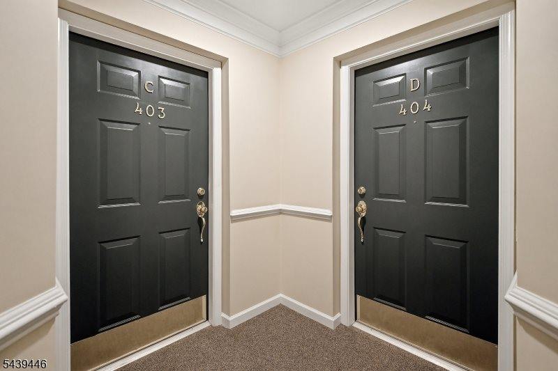 4 Steele Pl, Hillsborough Township, NJ 08844