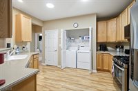 4 Steele Pl, Hillsborough Township, NJ 08844