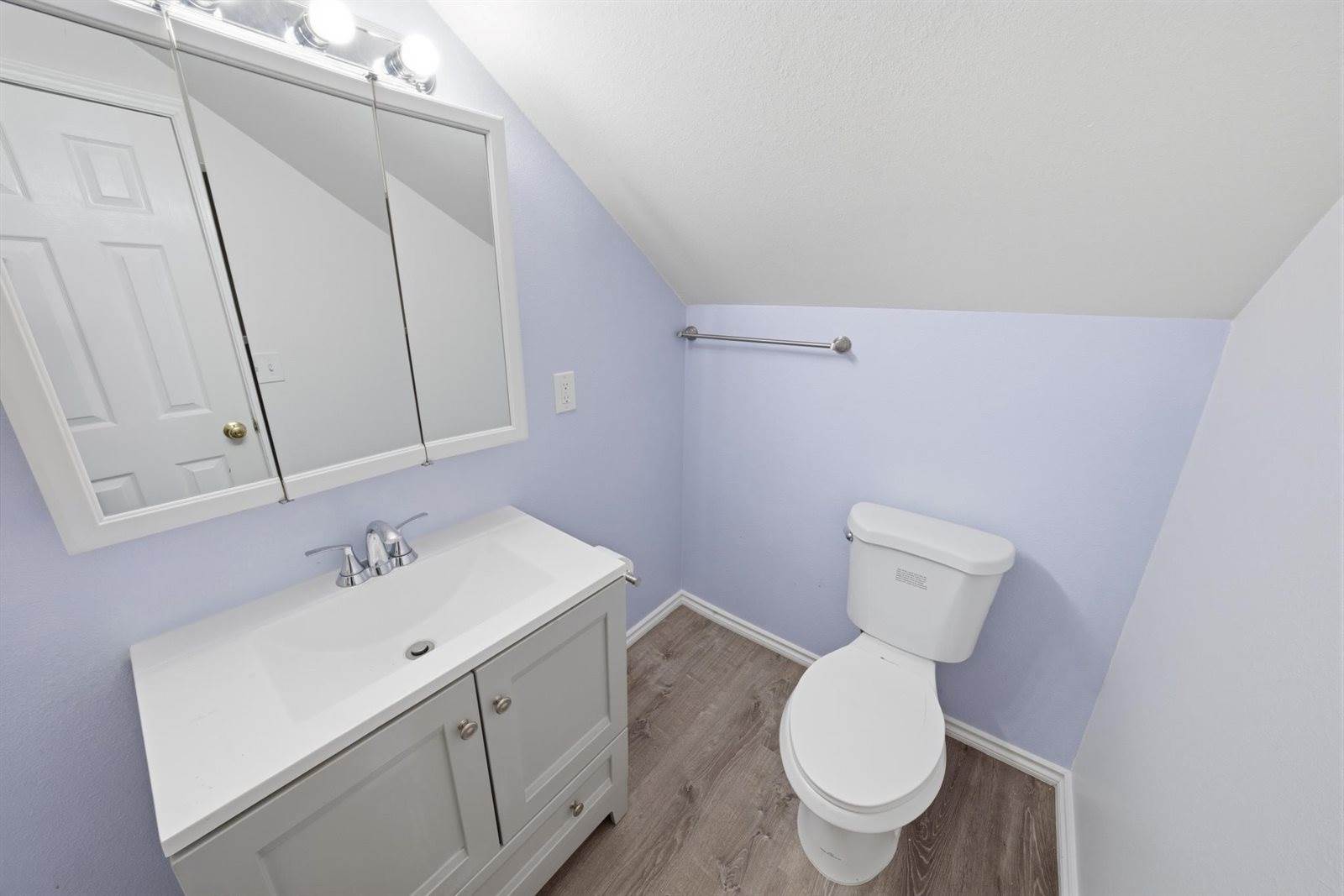 960 Pickering Drive, Fairbanks, AK 99709