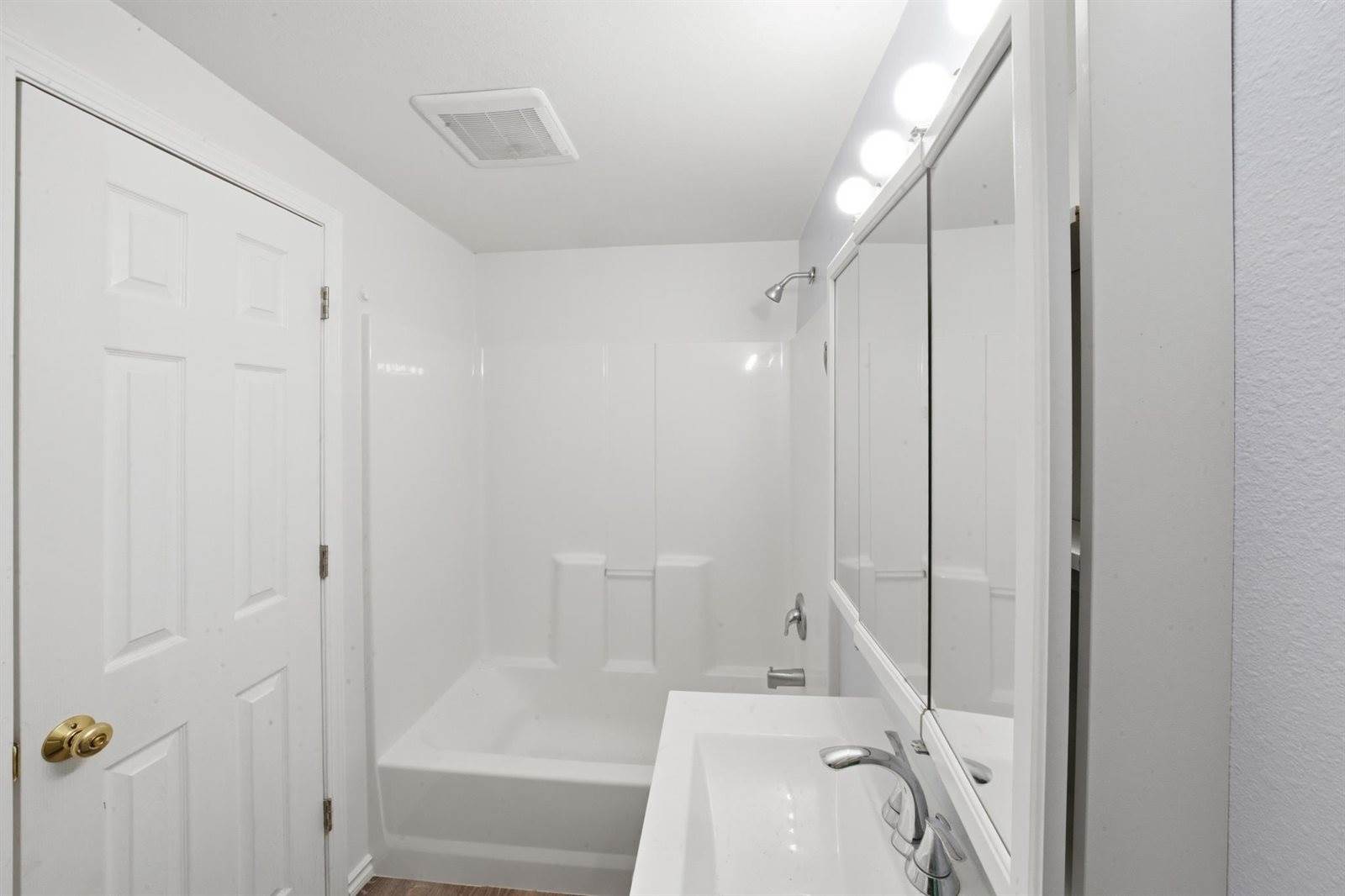 960 Pickering Drive, Fairbanks, AK 99709
