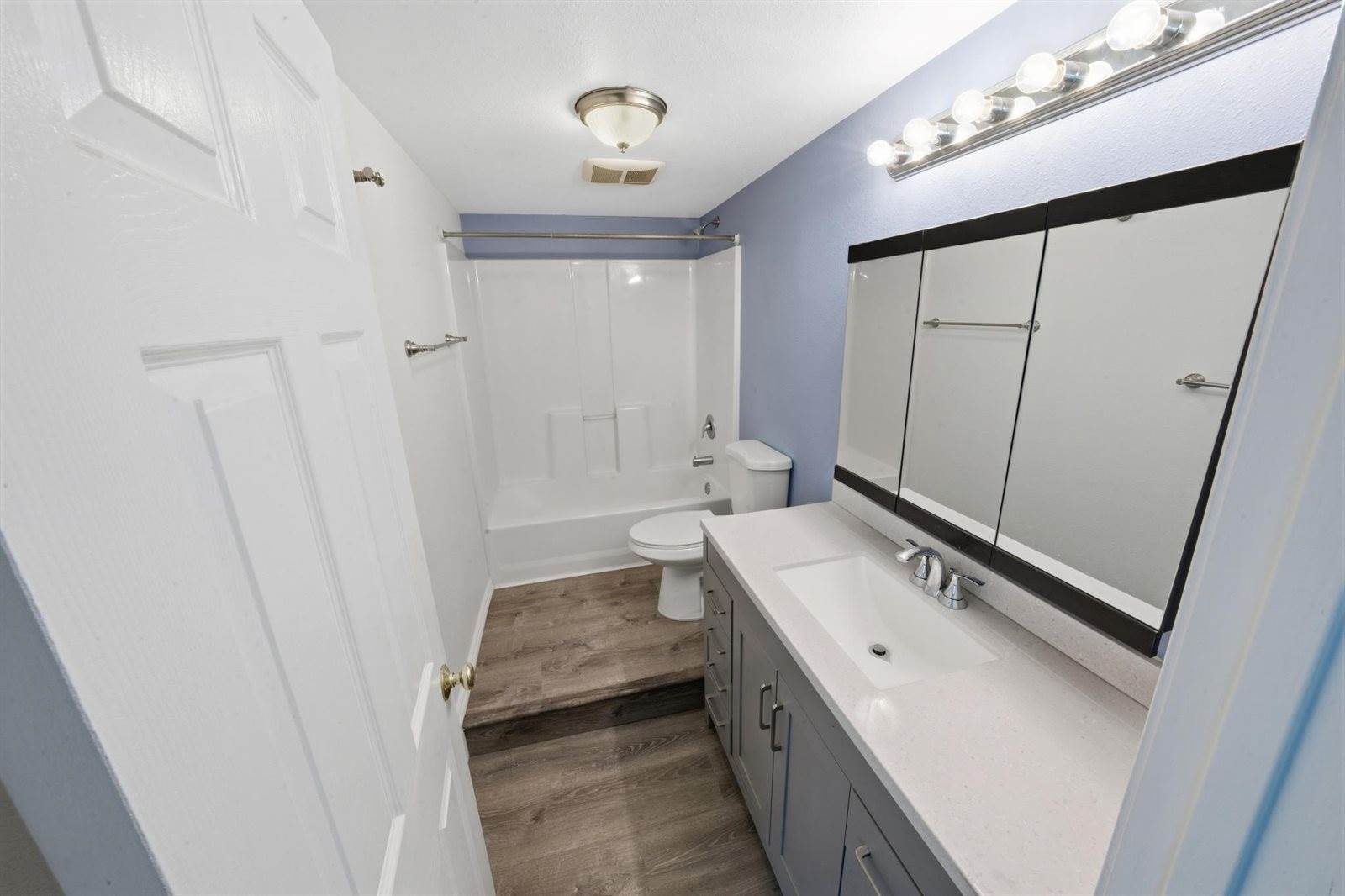 960 Pickering Drive, Fairbanks, AK 99709