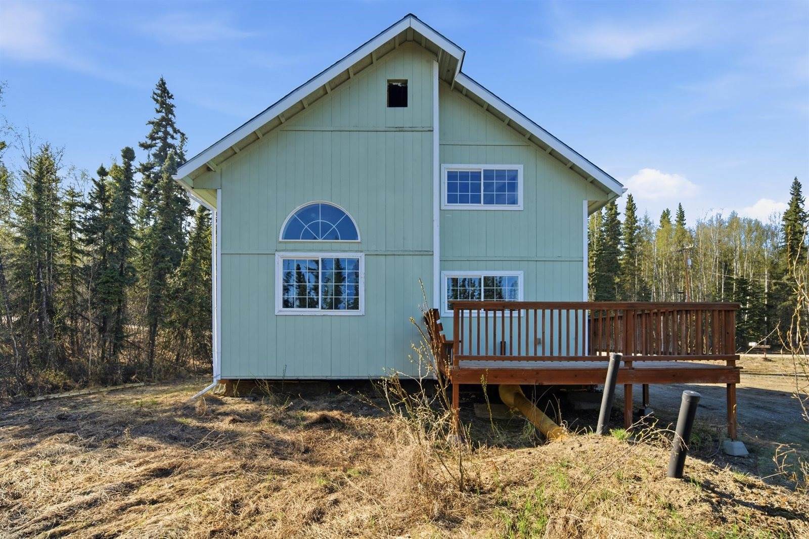 960 Pickering Drive, Fairbanks, AK 99709