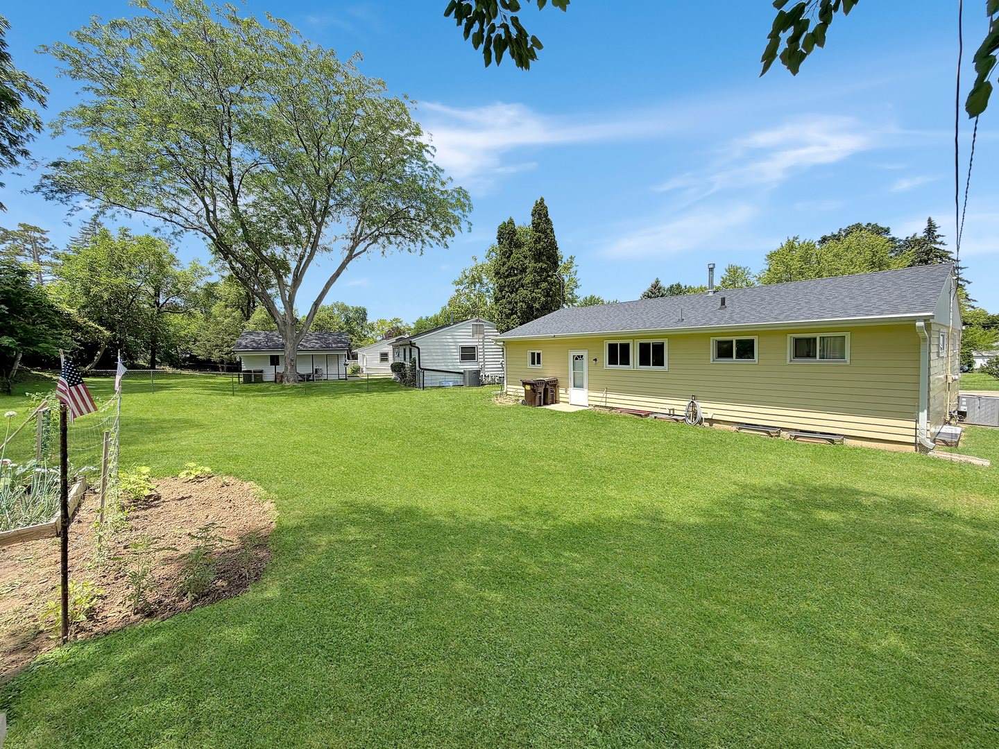1411 Mark Drive, Freeport, IL 61032