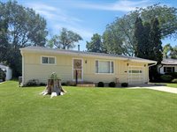 1411 Mark Drive, Freeport, IL 61032