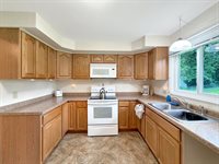 1411 Mark Drive, Freeport, IL 61032