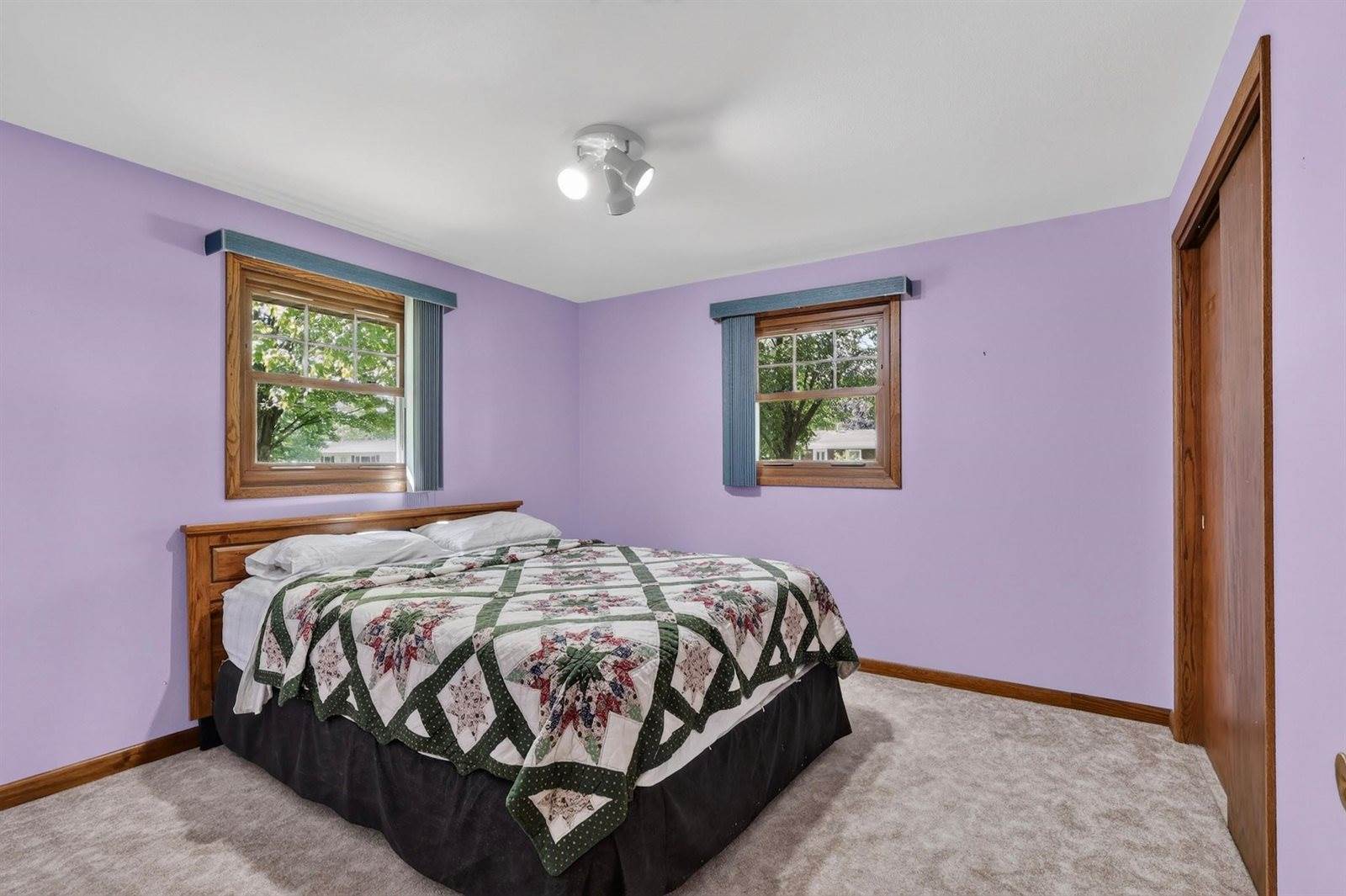 1060 Lakewood Lane, Wisconsin Rapids, WI 54494