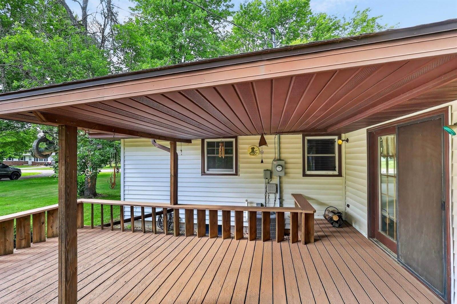 1060 Lakewood Lane, Wisconsin Rapids, WI 54494