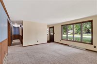 1060 Lakewood Lane, Wisconsin Rapids, WI 54494