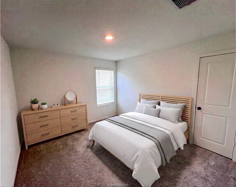 5433 Bear Run, Bryan, TX 77803
