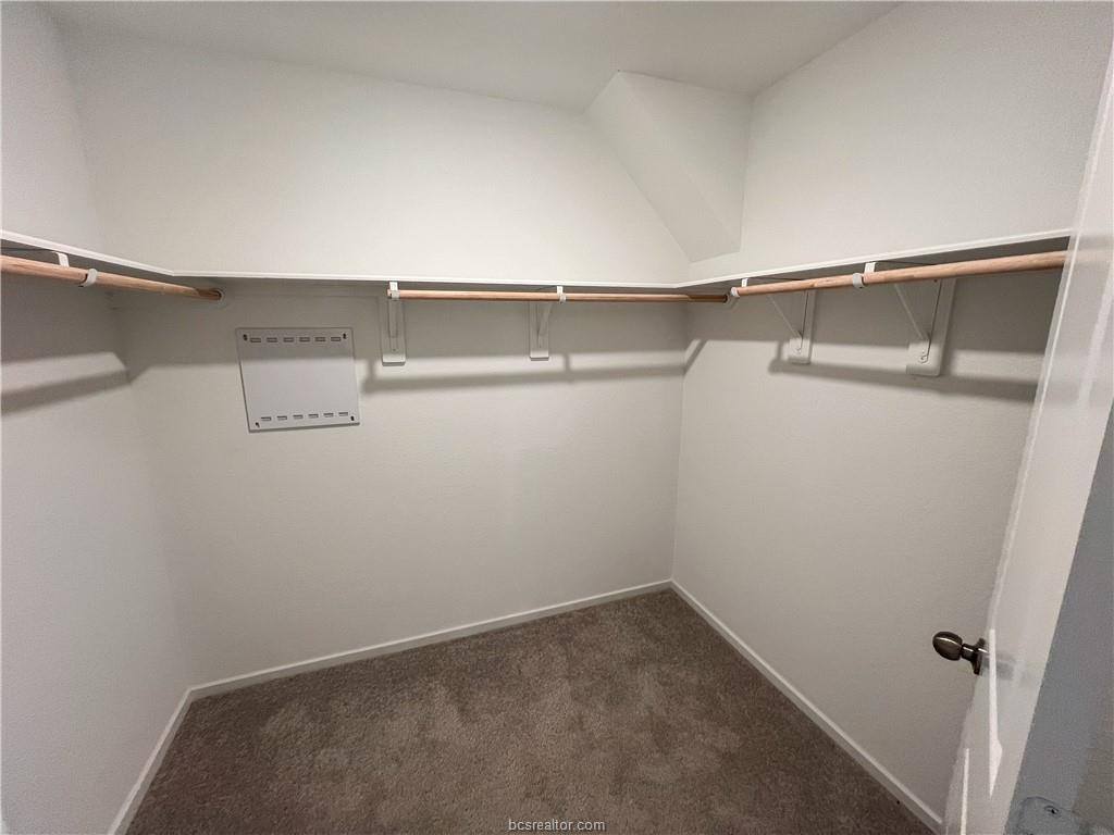 5433 Bear Run, Bryan, TX 77803
