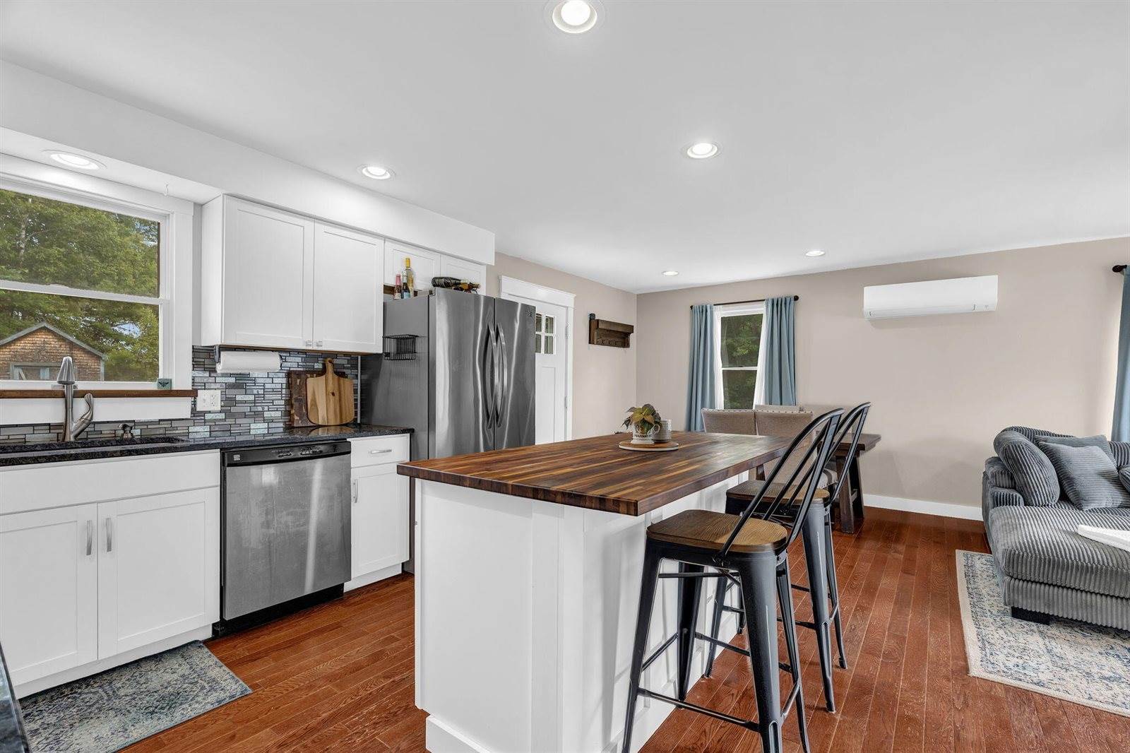 52 Lee Street, Bucksport, ME 04416