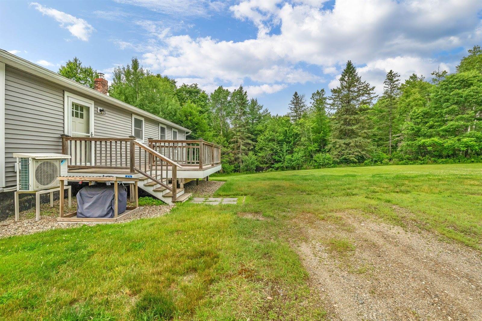 52 Lee Street, Bucksport, ME 04416
