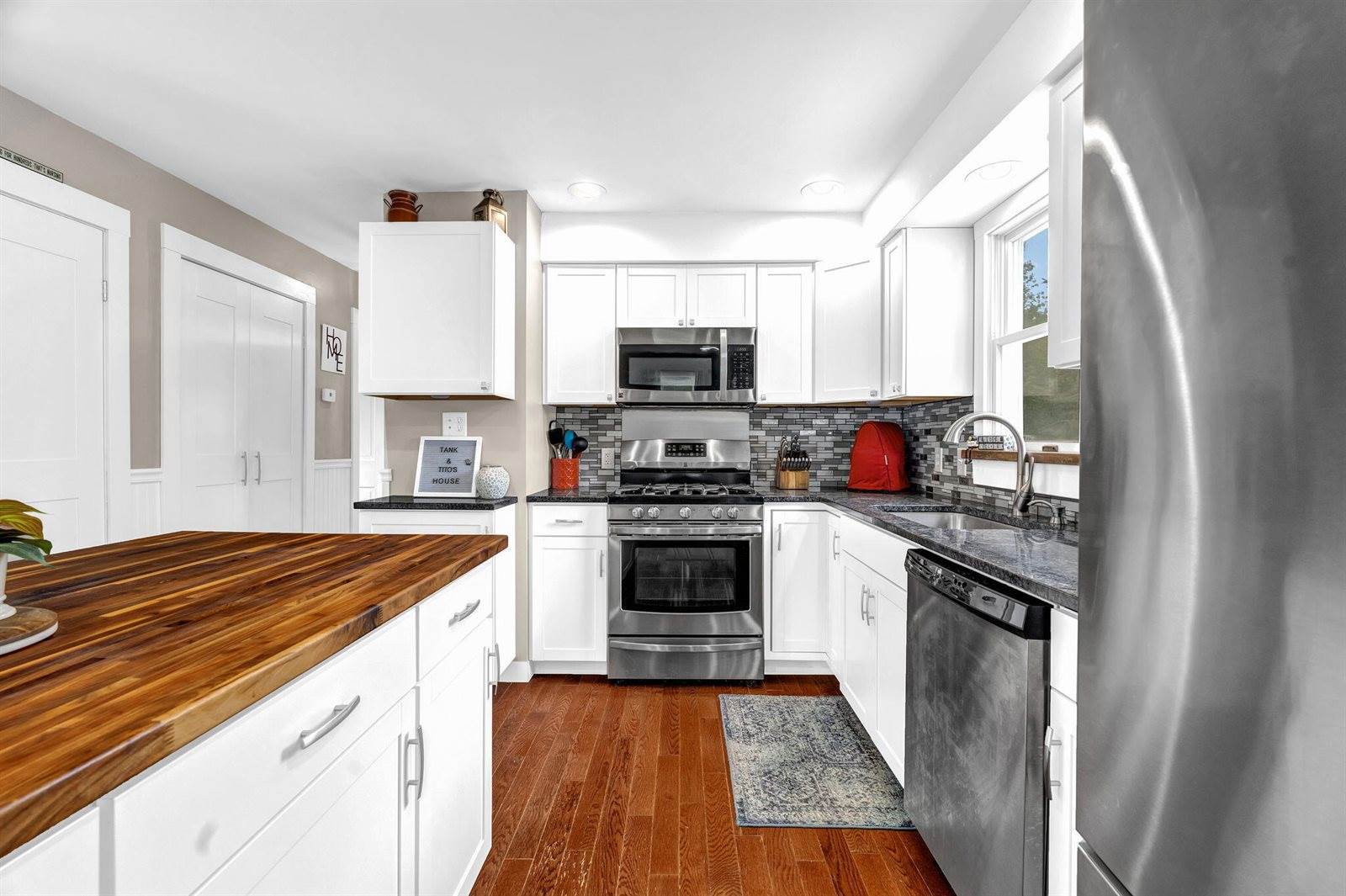52 Lee Street, Bucksport, ME 04416