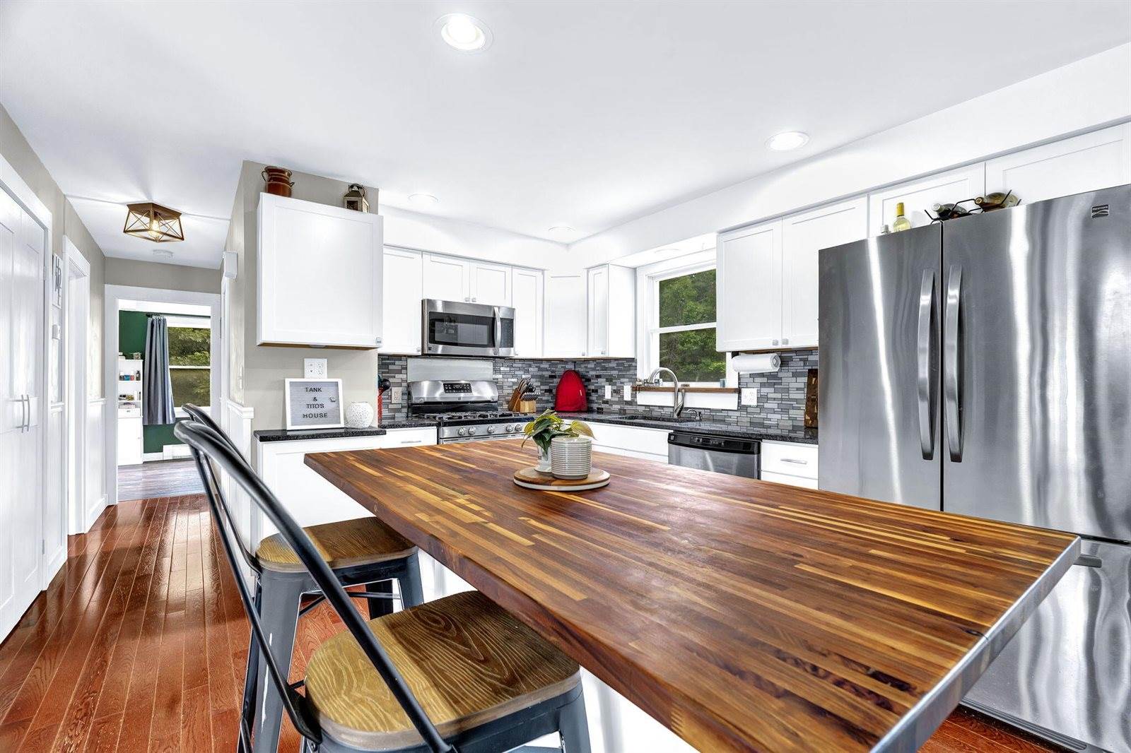 52 Lee Street, Bucksport, ME 04416