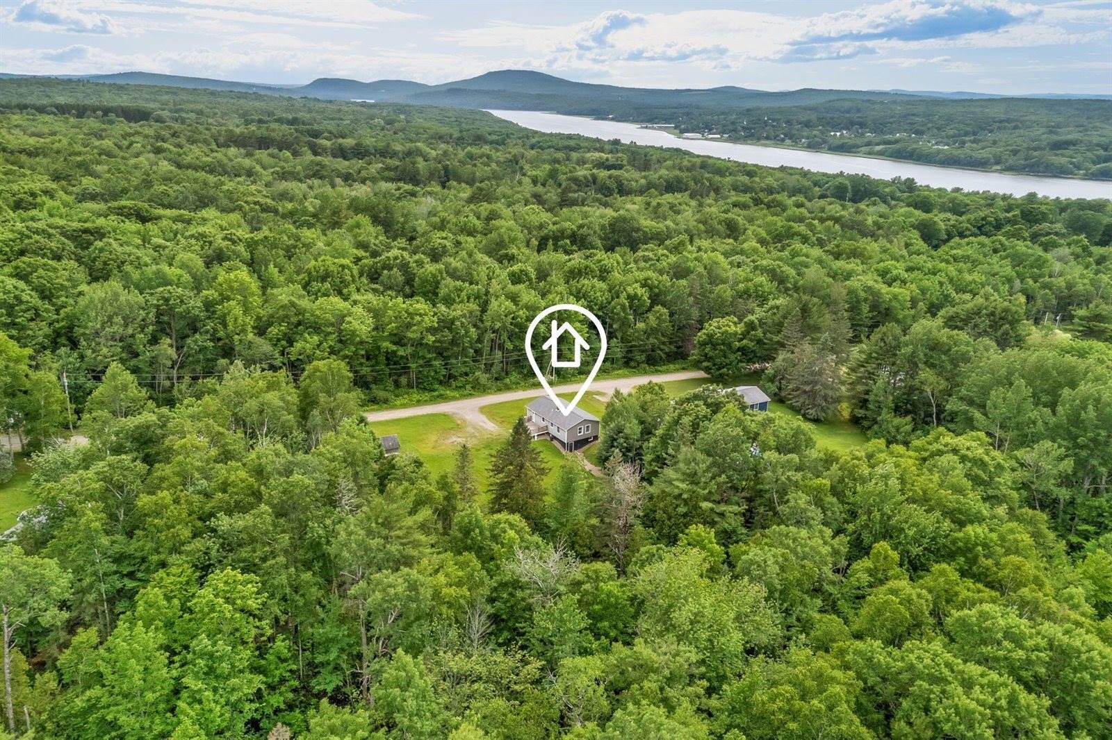 52 Lee Street, Bucksport, ME 04416