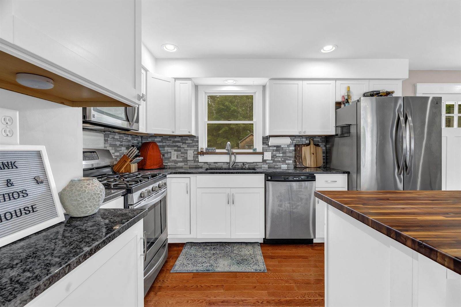 52 Lee Street, Bucksport, ME 04416