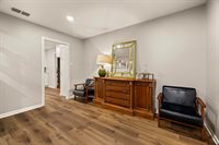 2913 Rollingwood Dr, Tyler, TX 75701