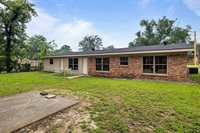 2913 Rollingwood Dr, Tyler, TX 75701