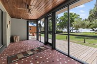 32805 Lake Eustis Drive, Tavares, FL 32778