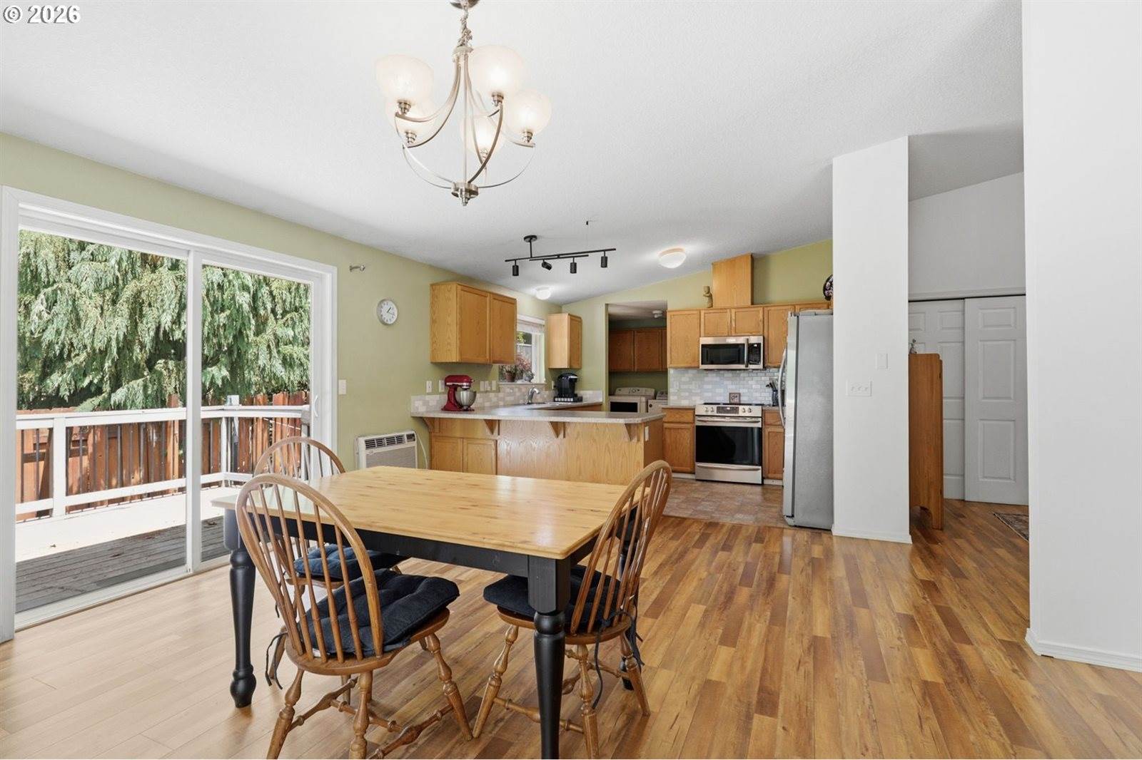 5880 Bird Song Way, Gladstone, OR 97027