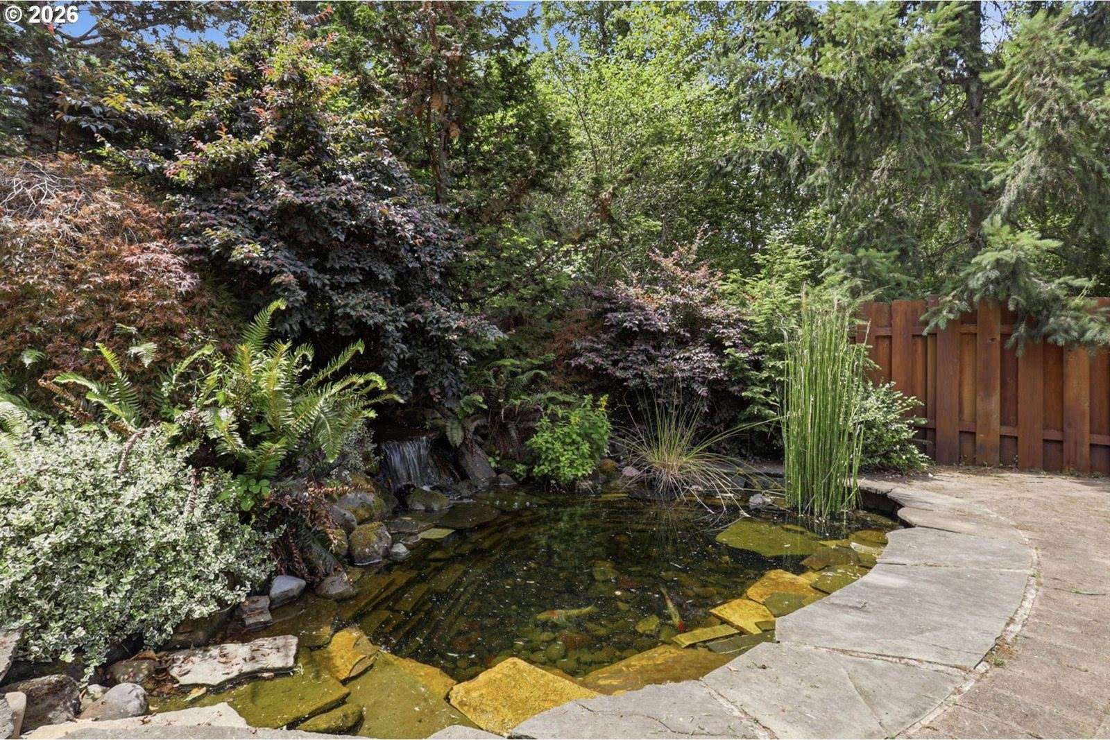 5880 Bird Song Way, Gladstone, OR 97027