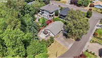 5880 Bird Song Way, Gladstone, OR 97027