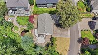 5880 Bird Song Way, Gladstone, OR 97027