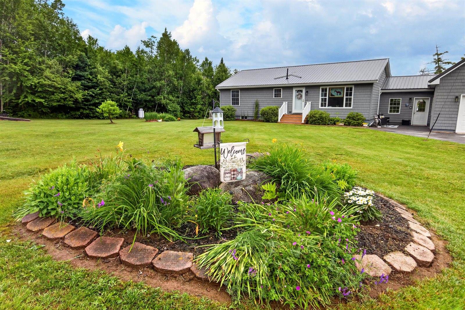 14 Autumn Lane, Lincoln, ME 04457