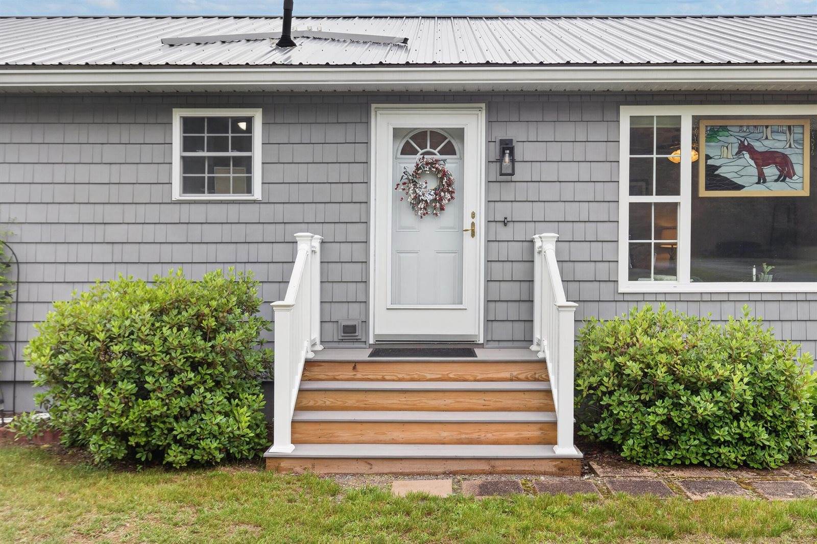 14 Autumn Lane, Lincoln, ME 04457
