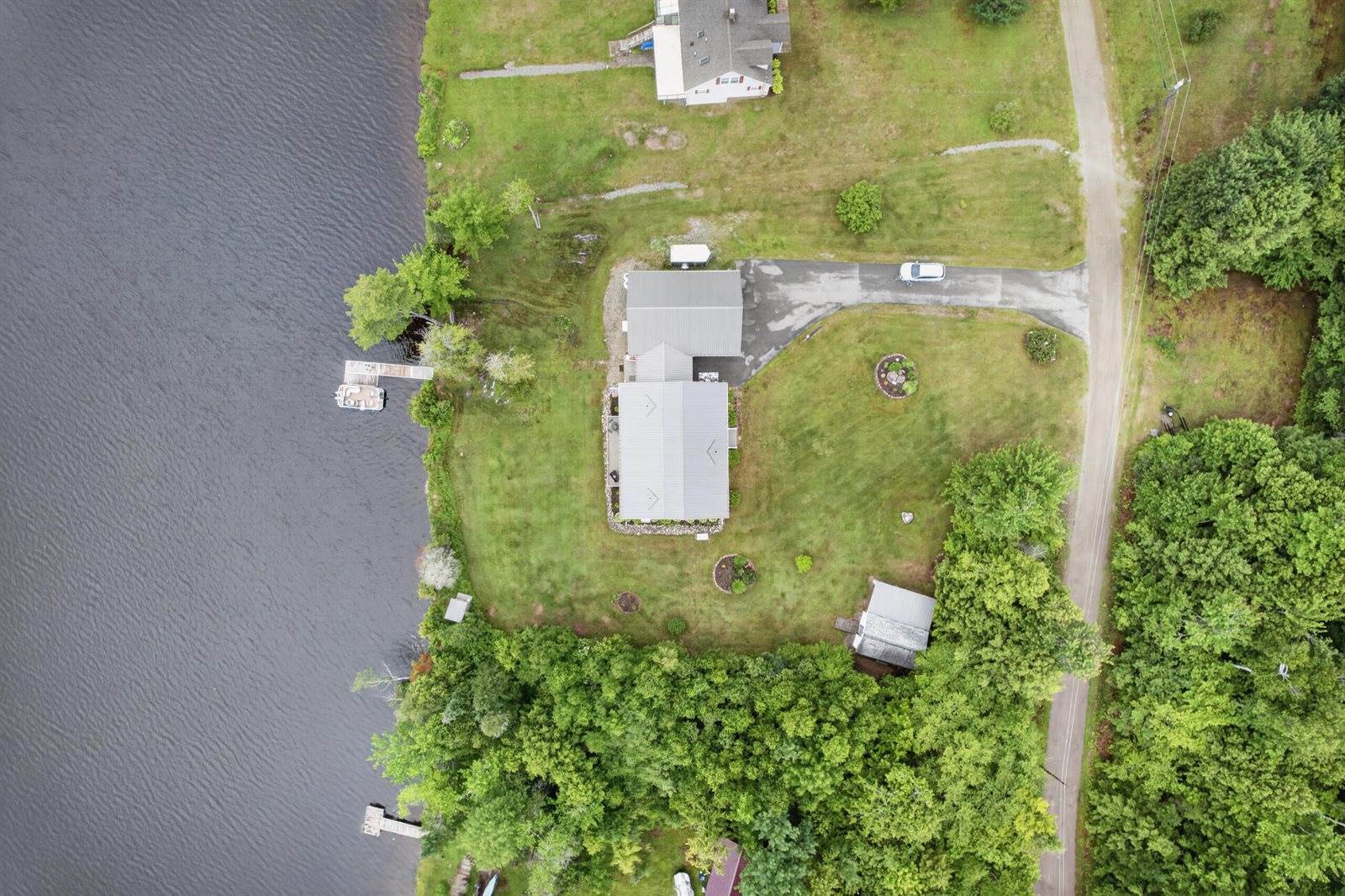 14 Autumn Lane, Lincoln, ME 04457