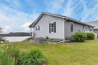 14 Autumn Lane, Lincoln, ME 04457