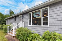 14 Autumn Lane, Lincoln, ME 04457