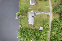 14 Autumn Lane, Lincoln, ME 04457