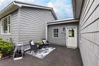 14 Autumn Lane, Lincoln, ME 04457