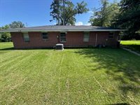 660 Princess Drive, Ponchatoula, LA 70454