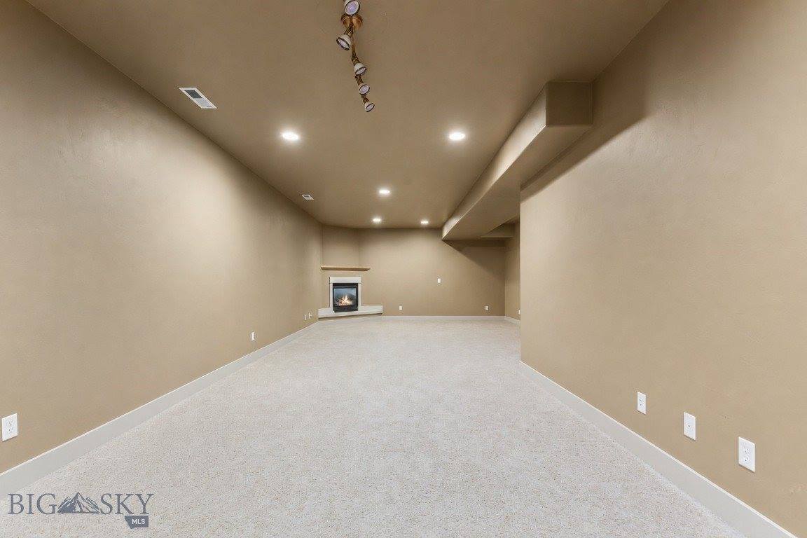 74 Laura Court, Bozeman, MT 59718