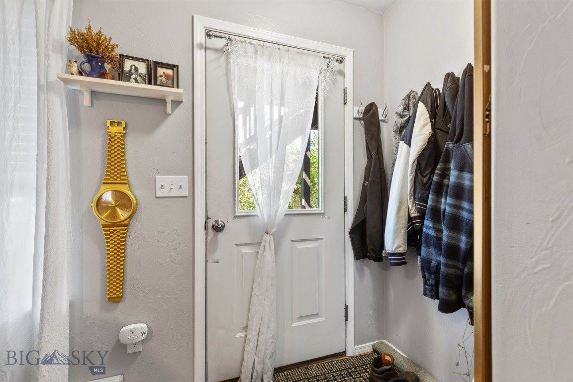 904 Jeanette Place, Belgrade, MT 59714