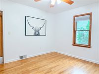 3912 67th Street, Urbandale, IA 50322