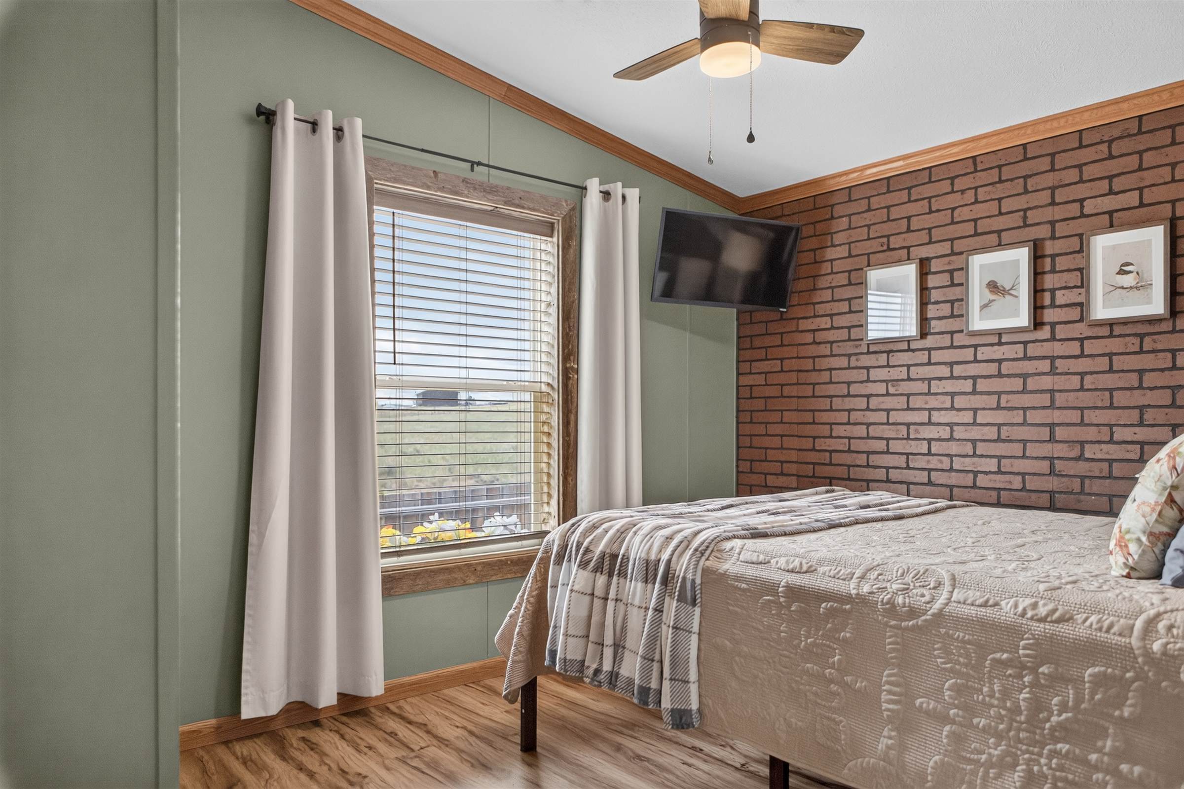 1384 Hackamore Trl, Billings, MT 59101