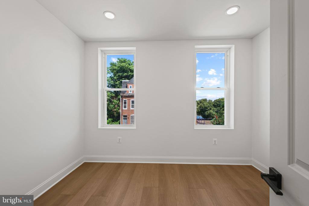 126 North Mount Street, Baltimore, MD 21223