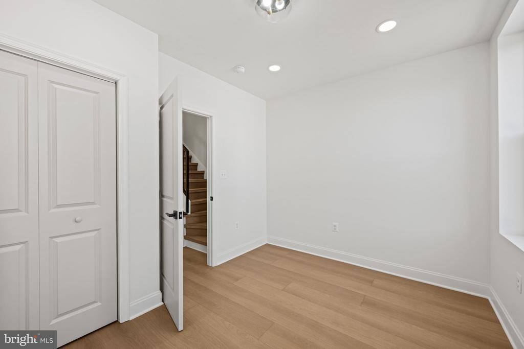 126 North Mount Street, Baltimore, MD 21223