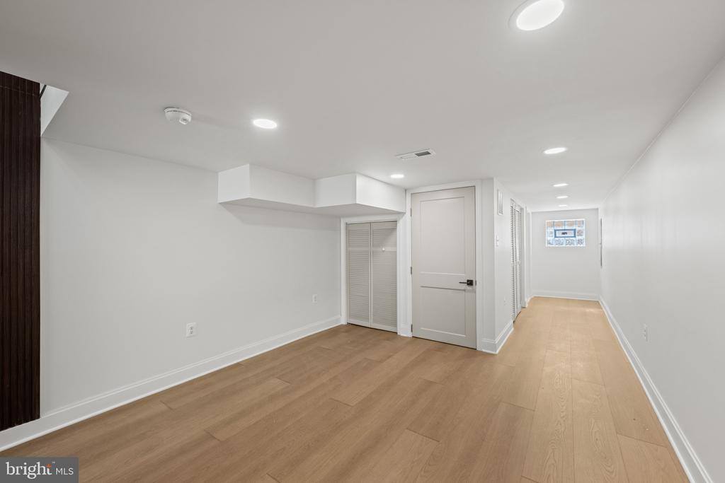 126 North Mount Street, Baltimore, MD 21223