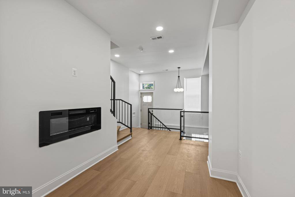 126 North Mount Street, Baltimore, MD 21223